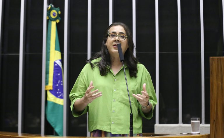 Câmara aprova projeto sobre utilização consciente da tecnologia digital – Notícias