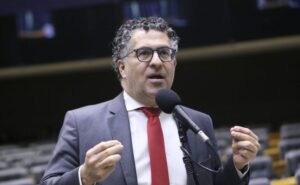 Câmara aprova projeto que destina parte de multas à formação de motoristas de baixa renda – Notícias