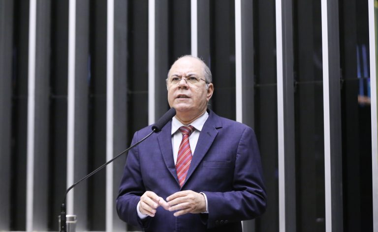 Comissão aprova mudança no padrão das embalagens de cigarro destinado à exportação – Notícias