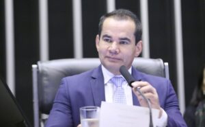 Comissão aprova notificação obrigatória da Defensoria Pública sobre apreensão de adolescente – Notícias