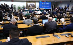 Parlamentares do BRICS pedem maior cooperação e comércio intrabloco frente a desafios globais – Notícias