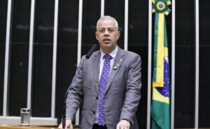 Projeto proíbe fiscos de compartilhar informações bancárias de clientes – Notícias