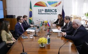 Fórum do BRICS: presidente da Câmara se reúne com delegações da Rússia e de Cuba – Notícias