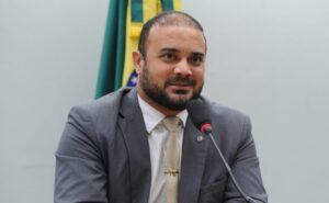 Comissão aprova proibição de punição coletiva de torcidas organizadas se estádio tiver identificação biométrica – Notícias