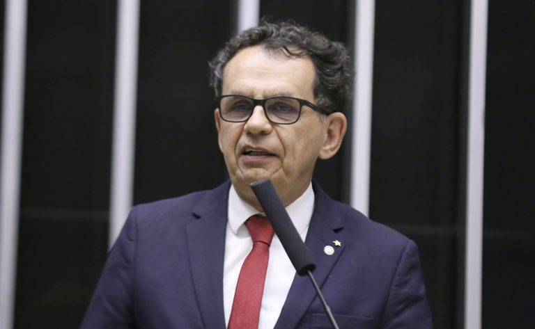 Comissão aprova garantia de acesso a UTI privada para idosos com mais de 80 anos se não houver vaga na rede pública – Notícias