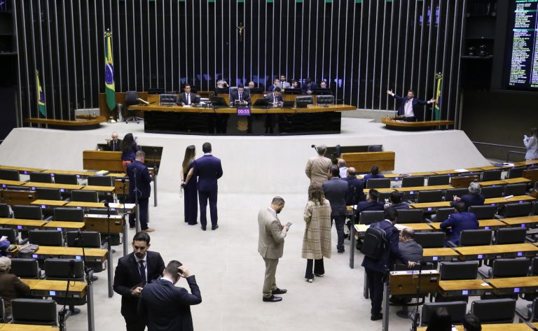 Plenário reúne-se nesta manhã para votar acordos internacionais – Notícias