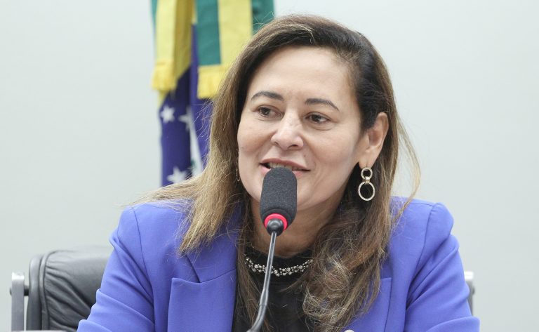 Comissão aprova dispensa de multa pela rescisão do contrato de aluguel para vítima de violência – Notícias