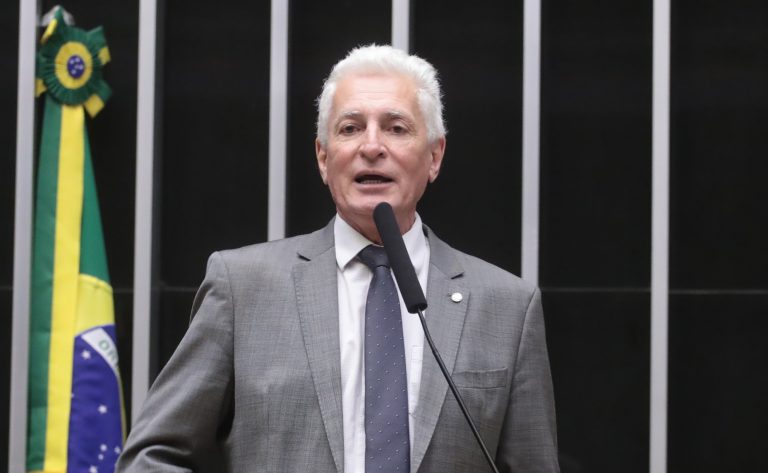 Comissão aprova atualização da lei que regulamenta profissões de áreas de engenharia e agronomia – Notícias