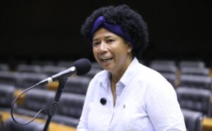 Comissão aprova transferência de universitário para tratamento de câncer – Notícias