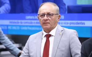 Projeto prevê concessão de botão do pânico para vítimas de violência doméstica – Notícias