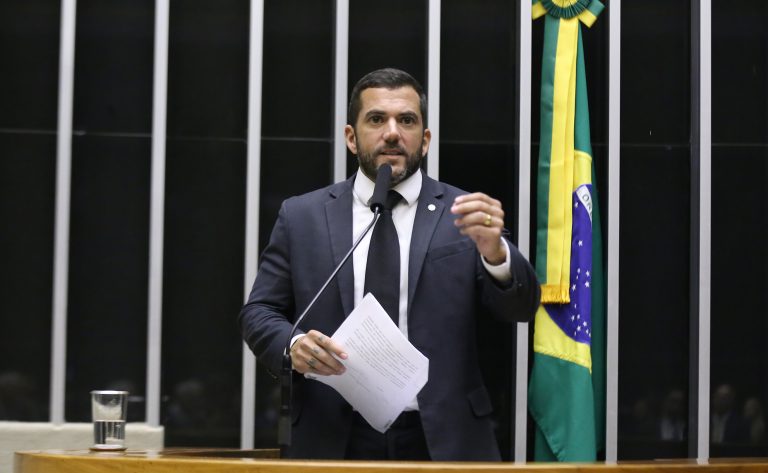 Comissão aprova pena dobrada para compra de votos vinculada a crime organizado – Notícias