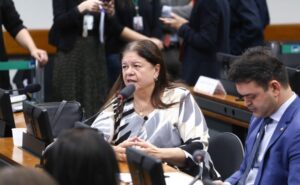 Comissão aprova responsabilidade de redes sociais sobre conteúdo ofensivo a crianças e adolescentes – Notícias