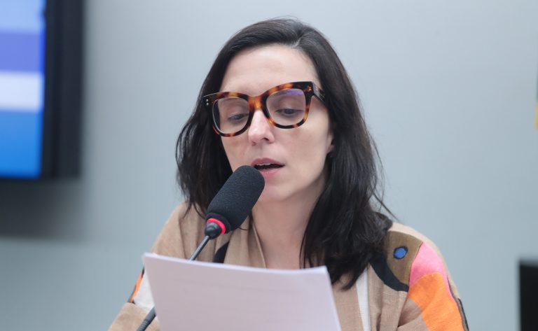 Comissão aprova escolas comunitárias e confessionais em programas do MEC – Notícias