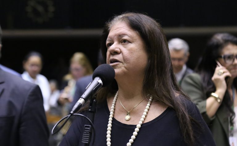 Comissão aprova previsão para vigilância socioassistencial ajudar na identificação de famílias carentes – Notícias