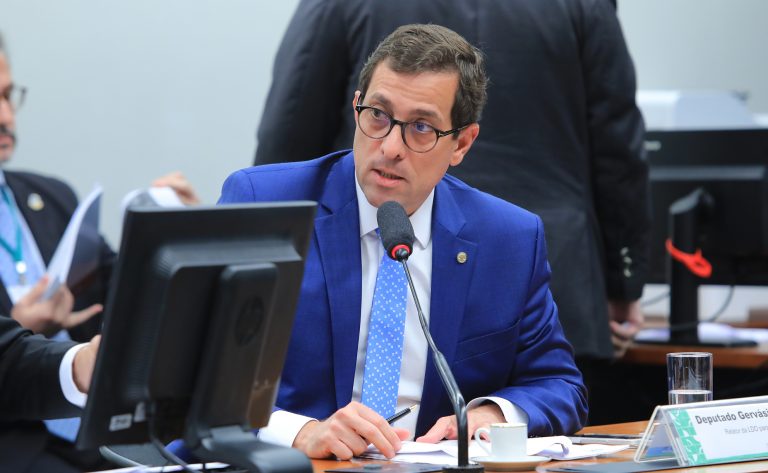 Deputado apresenta relatório preliminar da Lei de Diretrizes Orçamentárias de 2026 – Notícias