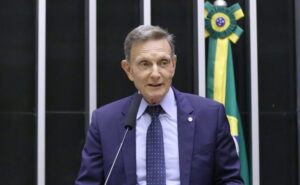 Comissão aprova projeto que prioriza honorários advocatícios em atos processuais de pagamento – Notícias