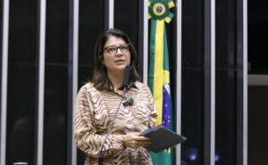 Comissão aprova projeto da Lei Juliana Marins sobre translado de brasileiros mortos no exterior – Notícias