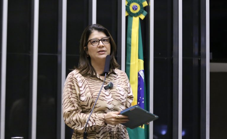 Comissão aprova projeto da Lei Juliana Marins sobre translado de brasileiros mortos no exterior – Notícias
